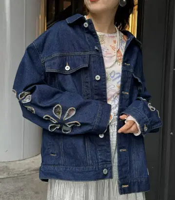 HELLO.SANFRANCISCO 플라워 컷 아웃 데님 자켓
