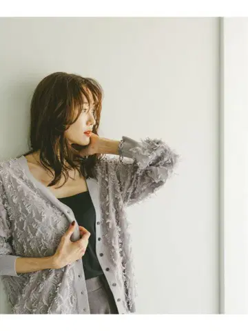 그레이 플리스풍 버튼 가디건