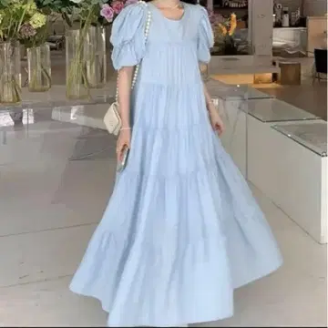 라이트 블루 티어드 반팔 원피스 buttery Vneck dress