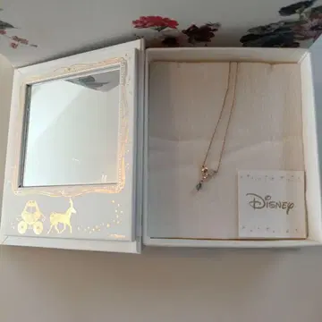 take up Disney 목걸이 인어공주