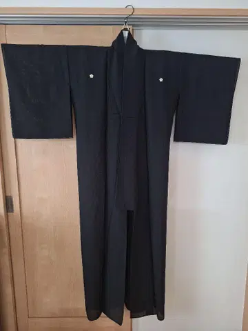여름 상복 블랙 무지 흰색 꽃 자수 기모노