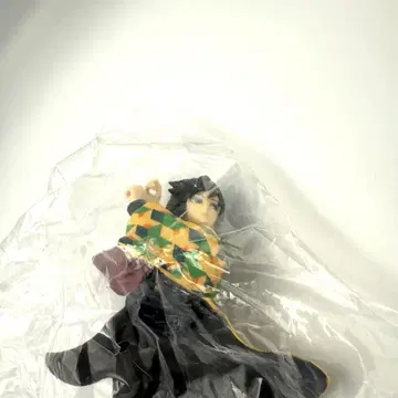 귀멸의 칼날 토미오카 기유 피규어