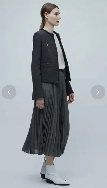 베이지 BEIGE 플리츠 스커트