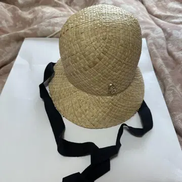 C4LA 밀짚모자 새상품급