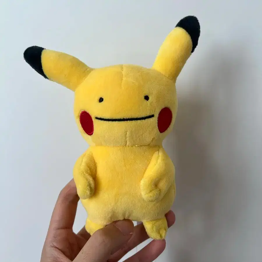 POKÉMON 포켓몬스터 (Genuine) Pokémon Pikachu Ditto Doll Keyring