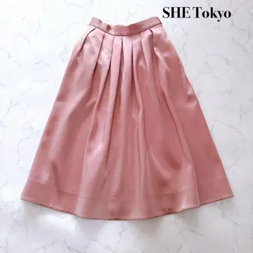 [ 컨디션 최상 ] SHE Tokyo Anna 새틴 볼륨 턱 스커트