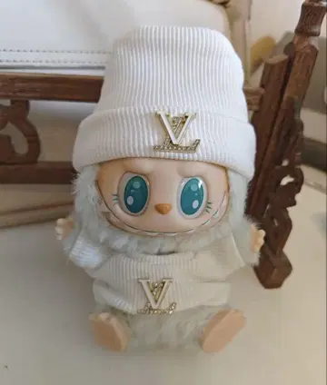 labubu 라브브 옷 갈아입기용 의류