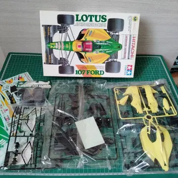 타미야 1/20 Lotus 107 Ford 로터스 107 포드
