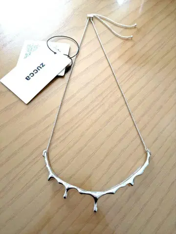 새상품 zucca 목걸이 실버 놋쇠