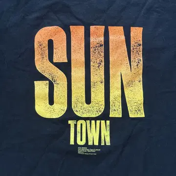 The BONEZ SUNTOWN 티셔츠