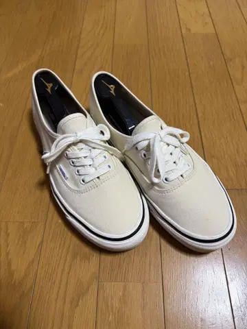 VANS Authentic Anaheim Factory 27.5