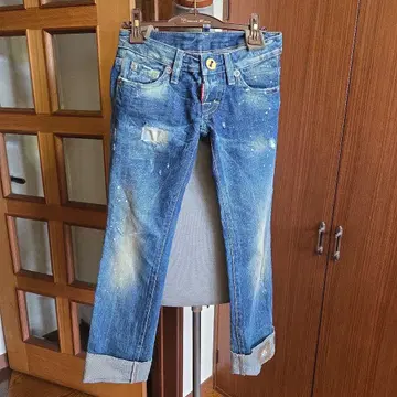 DSQUARED2 데미지 데님 팬츠