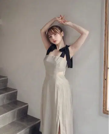 andmary Ann ribbon pleats dress