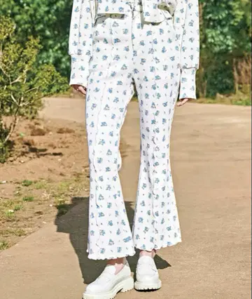 poppy 와플 플레어 팬츠 (플라워)