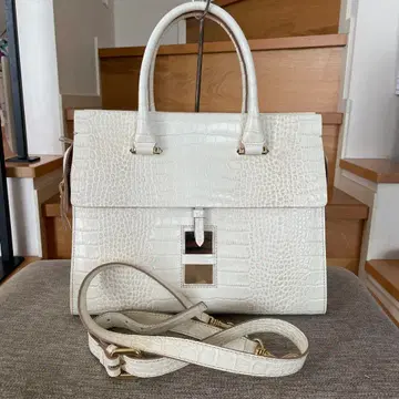 IACUCCI 이아쿠치 2way 백 악어 엠보싱 가죽