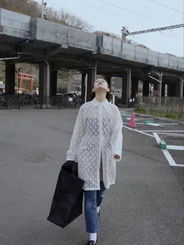 moontreeplanet 레이스 셔츠