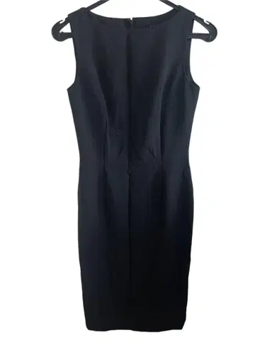 띠어리 BETTY 슬리브리스 원피스