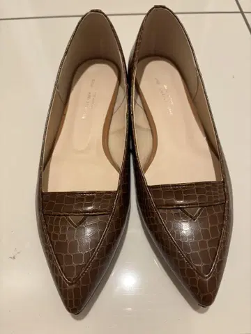 유나이티드 애로우즈 UNITED ARROWS 펌프스