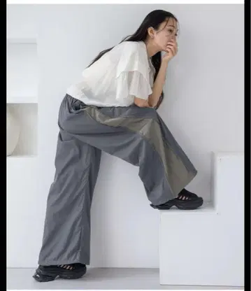 사이드 ZIP 나일론 팬츠 JEANASIS