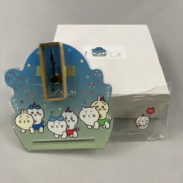 치이카와 랜드 아크릴 탁상 시계