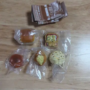 기다림 빵의 경우 컴플리트 5종류