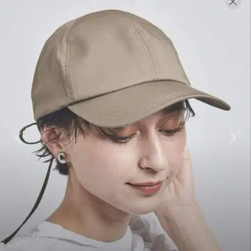 유나이티드 애로우즈 리본 캡