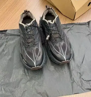 Satisfy x Hoka Mafate Speed 4 Lite 27cm