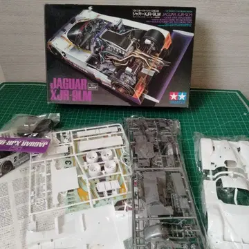 타미야 1/24 재규어 XJR-9LM No.84
