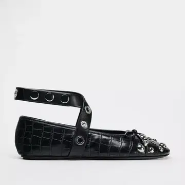 ZARA 스터드 장식 발레리나 슈즈