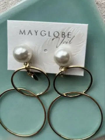[ 미사용 새상품 ] MAYGLOBE 펄 장식 귀찌