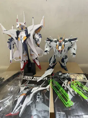 HG 크시 건담 + 페넬로페 건담