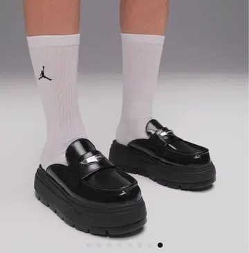 새상품 조던 통굽 샌들 로퍼