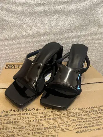 찰스앤키스 샌들