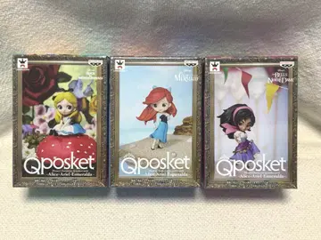 Q posket petit -앨리스 아리엘 에스메랄다-