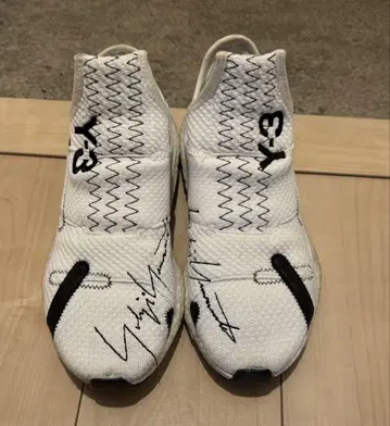 Y-3 스니커즈