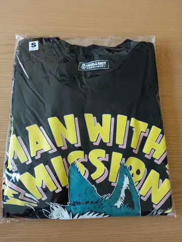 MAN WITH A MISSION S 사이즈