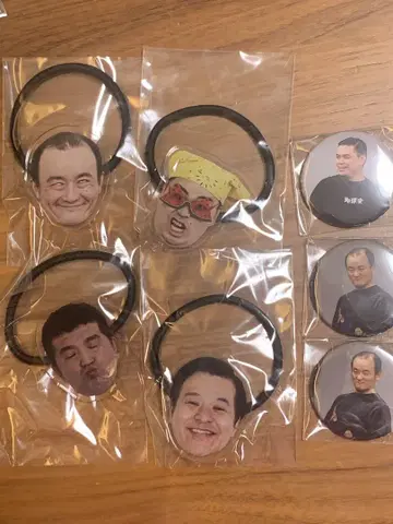 스에히로가리즈 나나마가리 지고쿠헨 머리끈 캔뱃지