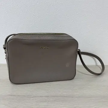 FURLA 카메라백 가죽 숄더백 스퀘어