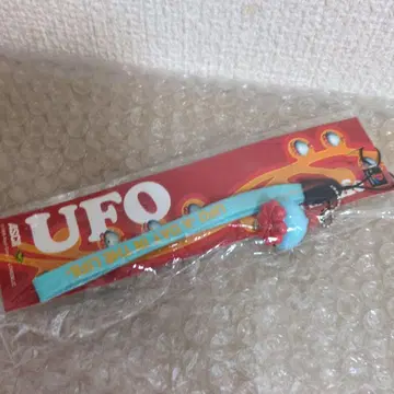 UFO A Day in the Life 스트랩