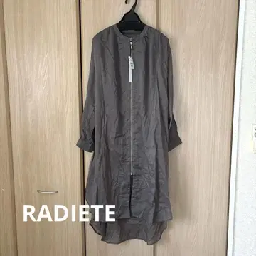 미사용 새상품 [ RADIETE ] 얇은 소재 자켓