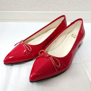 핀 핀 포인티드 발레 슈즈 에나멜 리본 빨간색