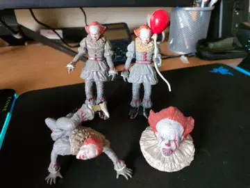[ IT ] 페니와이즈 피규어 4체 세트