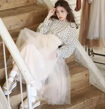 연속 NICE CLAUP 도킹 원피스