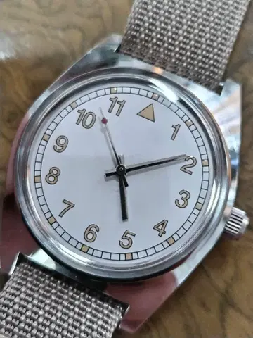 파이롯트 밀리터리 시계 수동 와인딩 화이트 다이얼 36mm