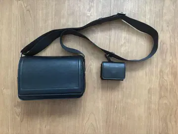 ZARA 바디백
