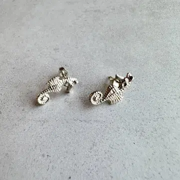 빈티지!Silver Seahorses Studs 귀걸이
