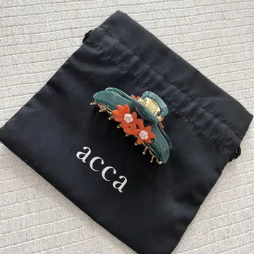 미사용급 acca 헤어 클립 M 사이즈 그린 골드 꽃 모티브