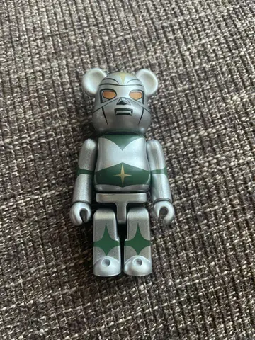 BE@RBRICK 베어브릭 SERIES 36 SECRET 미러맨