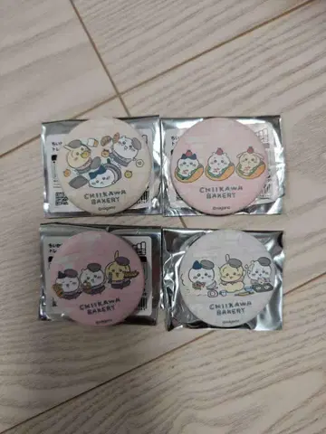 치이카와 베이커리 트레이딩 매트 캔뱃지