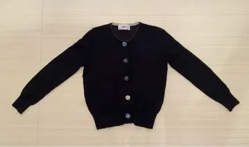 서둘러 주세요 미니멀리스트 임박 equo 버튼이 귀여운 가디건
